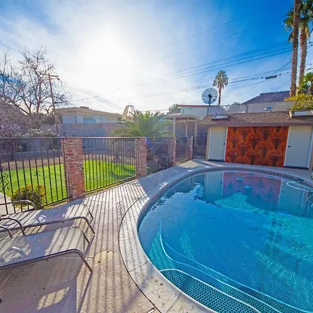 Villa Newer Ranch With Pool And Hot Tub Near The Strip And Freemont Street. Las Vegas Exterior foto