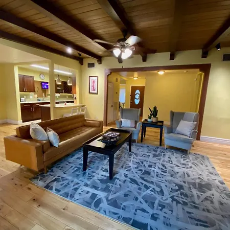 Villa Newer Ranch With Pool And Hot Tub Near The Strip And Freemont Street. Las Vegas Exterior foto